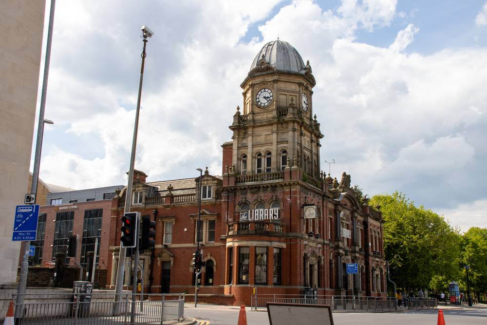 The Best Student Areas in Leeds, Compared